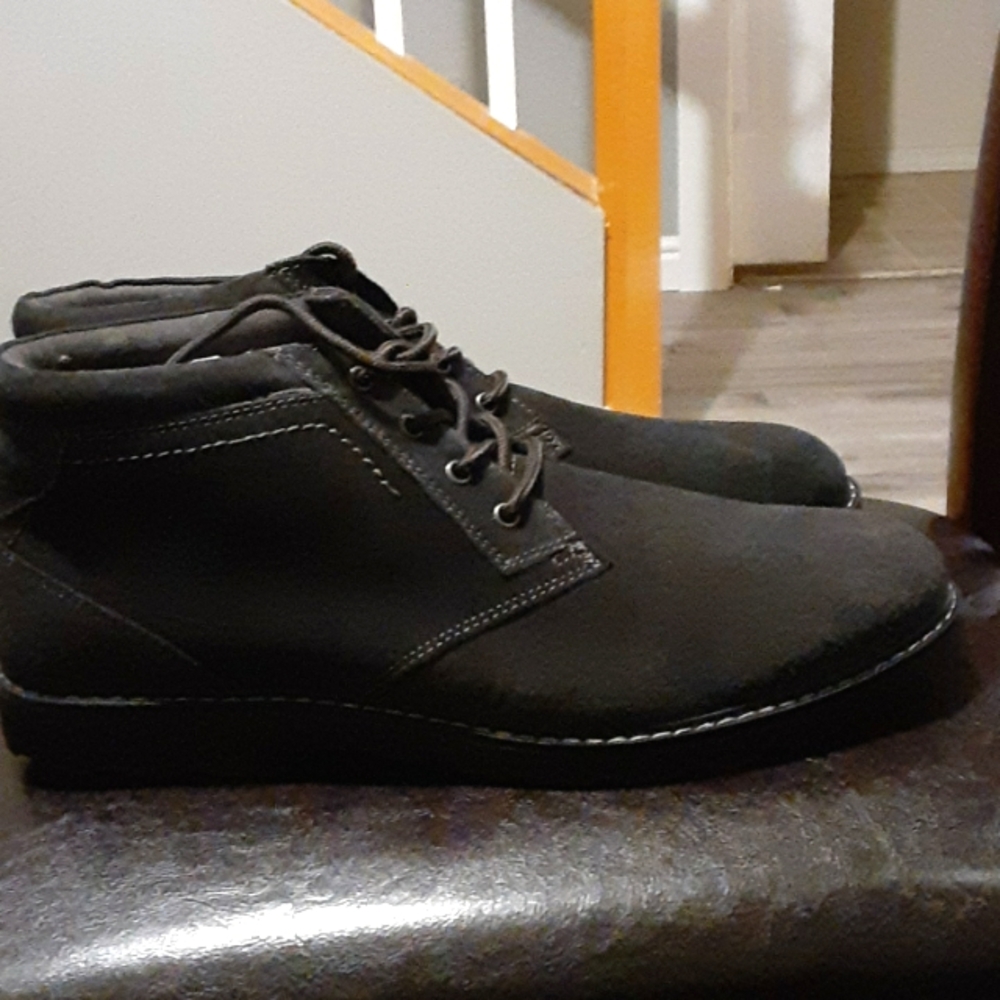 Nunn Bush Trego Chukka Memory Foam boot/ shoe. Size 11.5